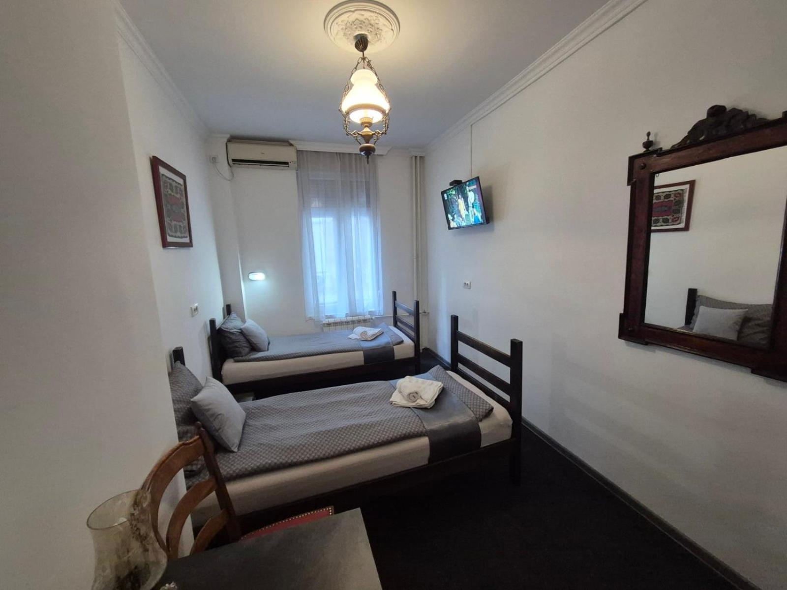 Authentic Belgrade Centre Hostel - Only Private Rooms Exterior foto