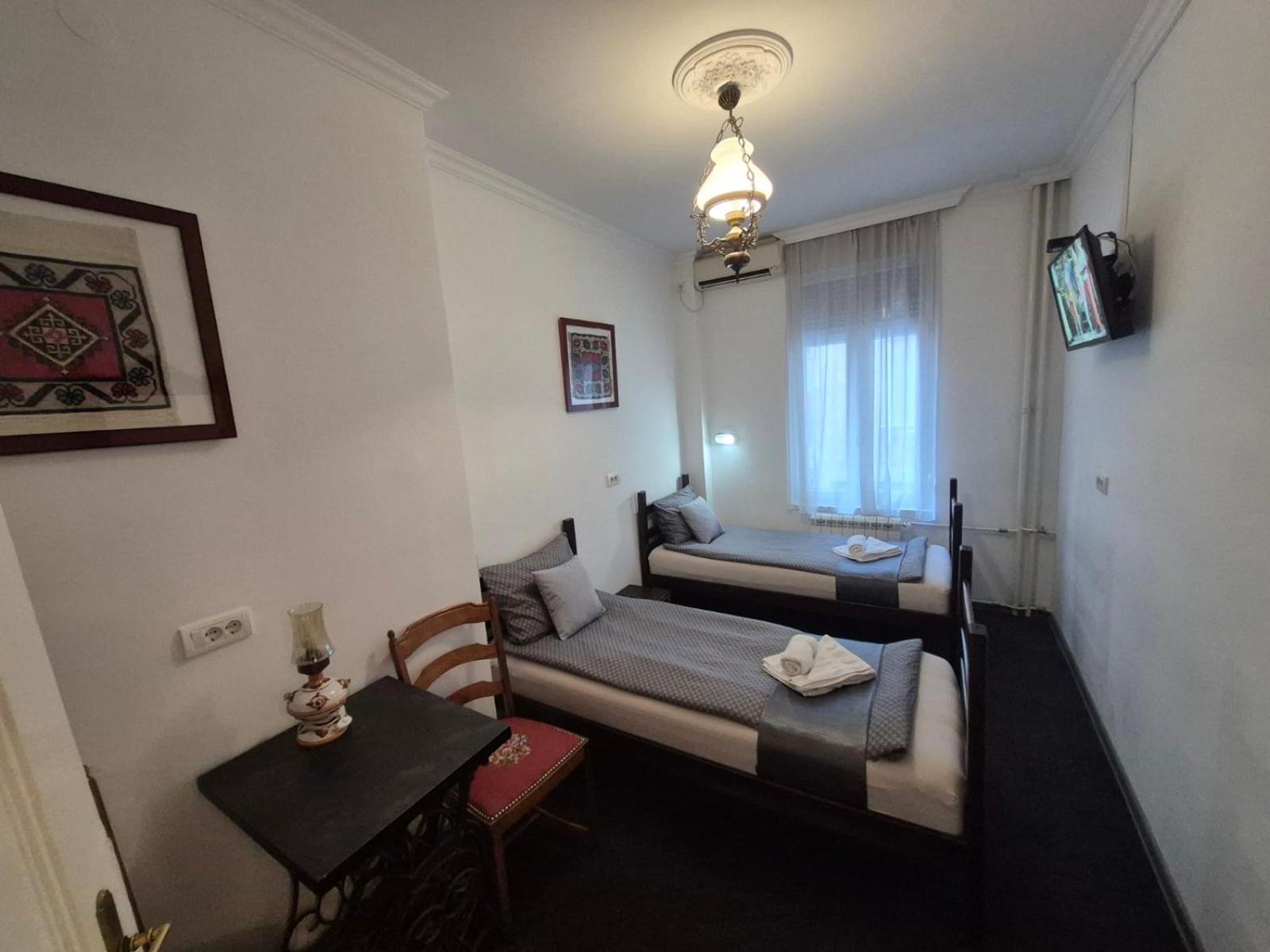 Authentic Belgrade Centre Hostel - Only Private Rooms Exterior foto