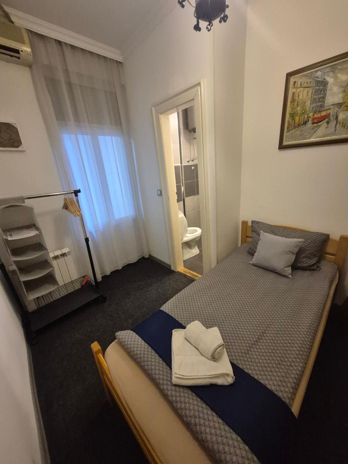 Authentic Belgrade Centre Hostel - Only Private Rooms Exterior foto